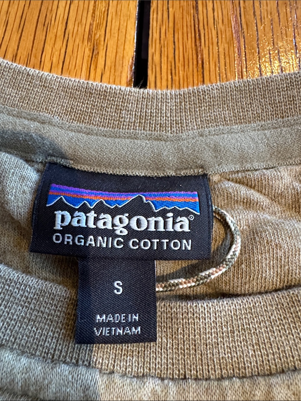 Patagonia Quilted Crewneck Sweatshirt - Taupe - Picture 3 of 4